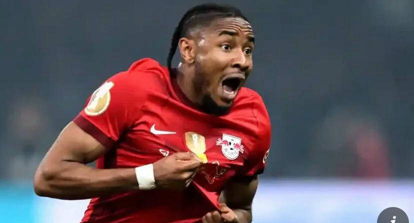 切尔西德甲金靴离队，拜仁巴萨角逐中